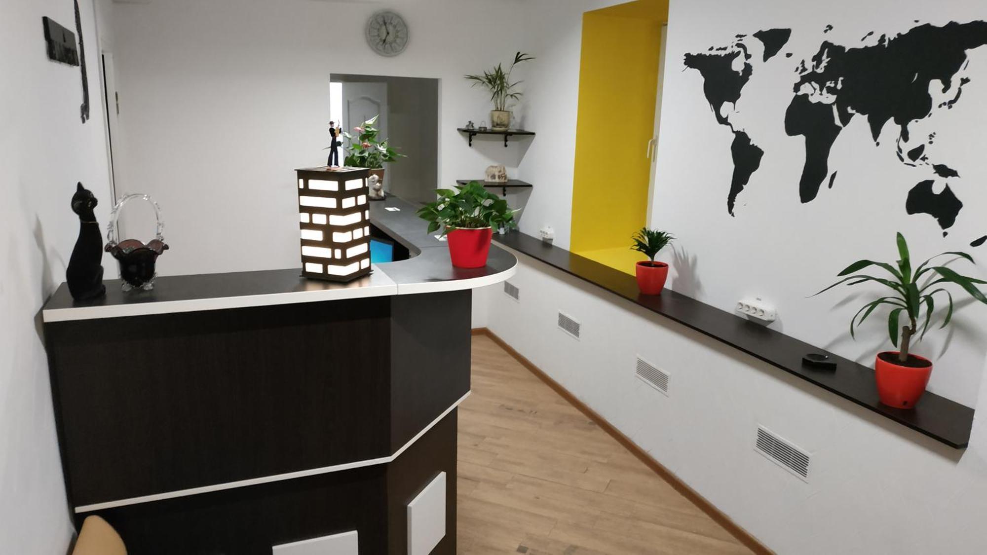 Cool Traveler Hostel Kiev Ngoại thất bức ảnh