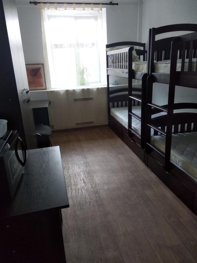 Cool Traveler Hostel Kiev Ngoại thất bức ảnh